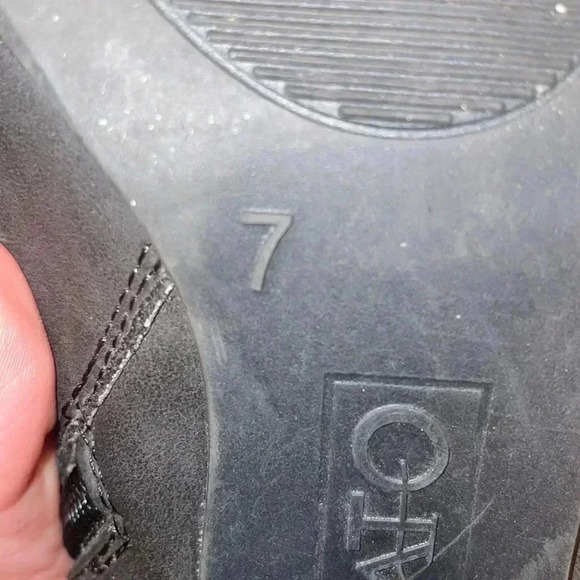 Women’s Cato Heels - Picture 6 of 6